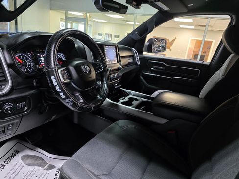 Used 2019 RAM 1500 Big Horn image 16