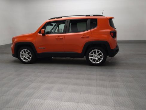 Used 2020 Jeep Renegade Latitude FWD image 3