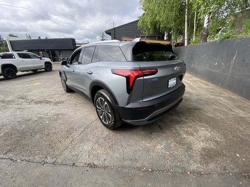 Used 2024 Chevrolet Blazer EV LT AWD/4WD image 4