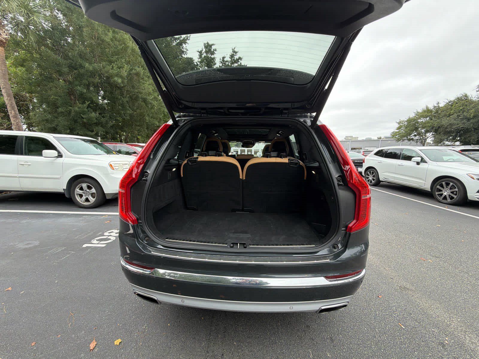 Used 2021 Volvo XC90 T6 Inscription AWD/4WD image 23