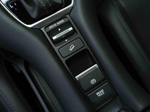 Used 2024 Honda HR-V EX-L image 28