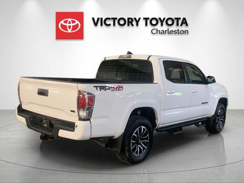Used 2023 Toyota Tacoma TRD Sport w/ Technology Package AWD/4WD image 7