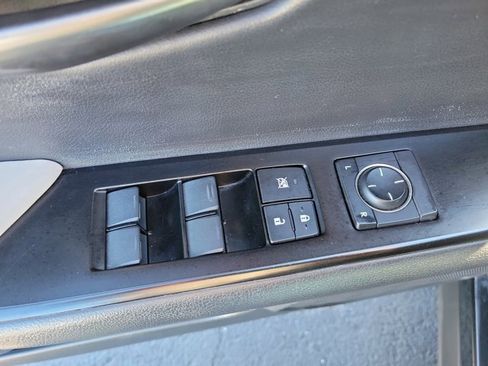 Used 2019 Lexus UX 200 200 Luxury image 23