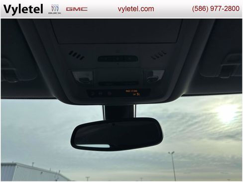 Used 2020 Chevrolet Blazer LT image 28