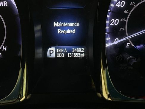 Used 2014 Toyota Avalon Limited image 34