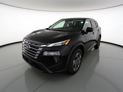 Used 2025 Nissan Rogue SV FWD image 3
