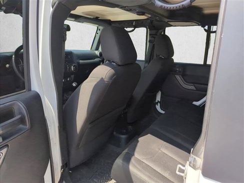 Used 2017 Jeep Wrangler Unlimited Sport AWD/4WD image 16