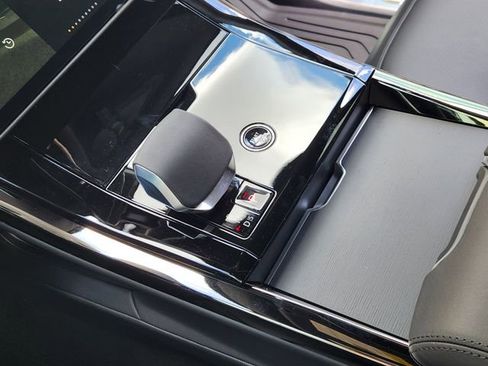 New 2026 Land Rover Range Rover Sport Dynamic SE image 15