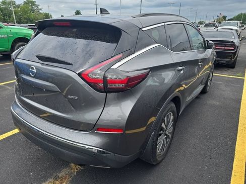 Used 2022 Nissan Murano S AWD/4WD image 7