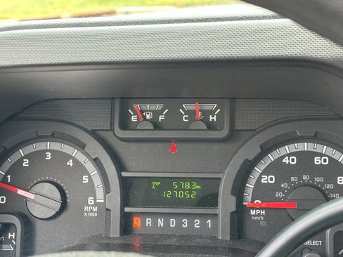 Used 2013 Ford E-350 and Econoline 350 Super Duty w/ Payload Pkg image 10