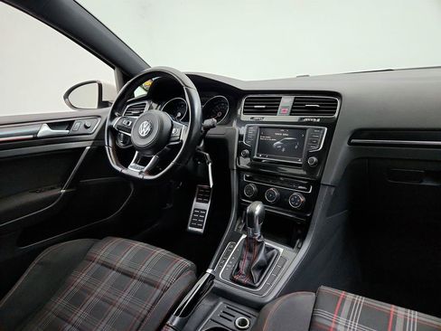 Used 2017 Volkswagen GTI S FWD image 23