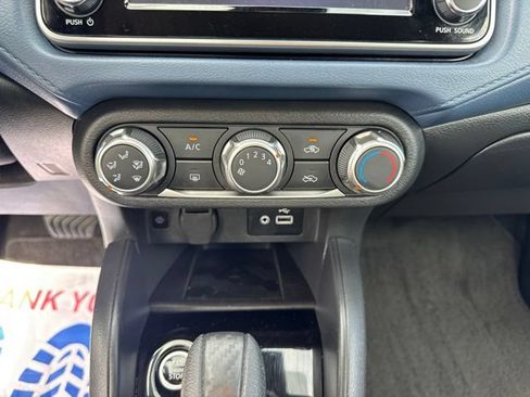 Used 2025 Nissan Versa SV FWD image 19