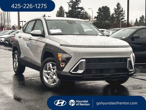 New 2026 Hyundai Kona SE image 1