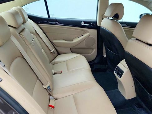 Used 2014 Kia Cadenza Premium w/ Luxury Package FWD image 19