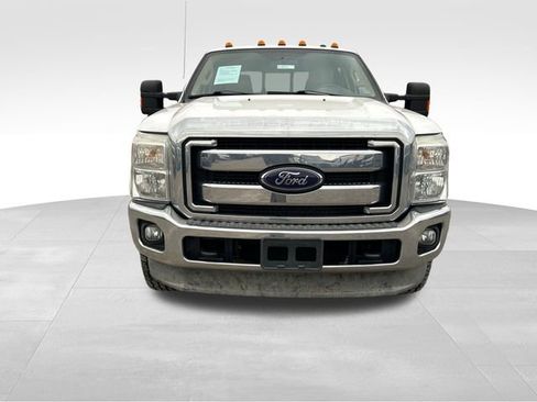 Used 2012 Ford F250 Lariat image 8