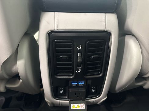 Used 2021 Jeep Grand Cherokee Summit AWD/4WD image 14