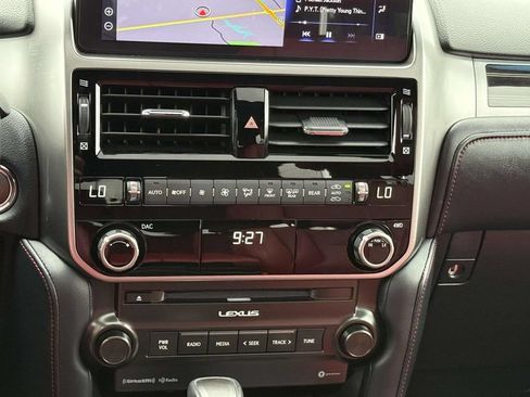 Used 2023 Lexus GX 460 Premium w/ Premium Package AWD/4WD image 19