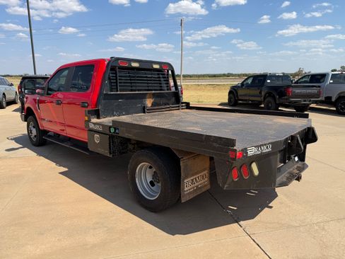 Used 2022 Ford F350 XL w/ Power Equipment Group AWD/4WD image 5
