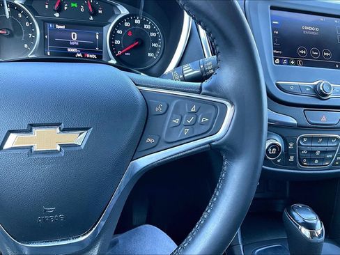 Used 2021 Chevrolet Equinox LT FWD image 8