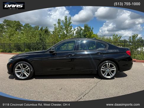 Used 2016 BMW 328i xDrive Sedan AWD/4WD image 4