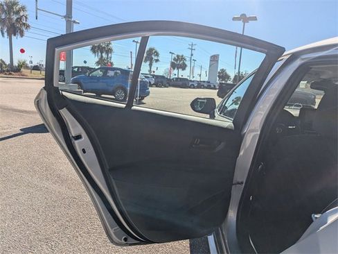 Certified 2024 Toyota Corolla LE image 24