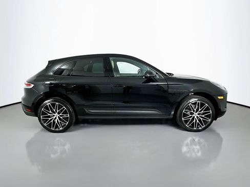 Certified 2026 Porsche Macan image 8