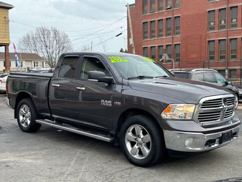 Used 2016 RAM 1500 Big Horn image 3