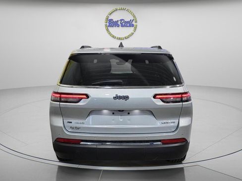 Used 2021 Jeep Grand Cherokee L Limited AWD/4WD image 5