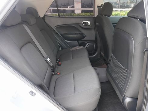 Used 2022 Hyundai Venue SE w/ Cargo Package image 20