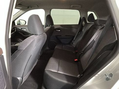 Used 2023 Nissan Rogue SV AWD/4WD image 26