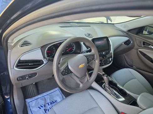 Used 2019 Chevrolet Malibu LT FWD image 10