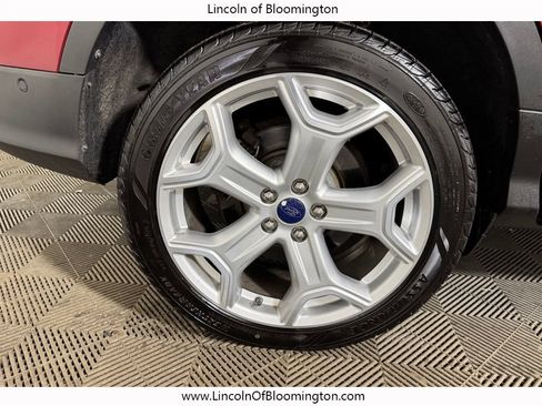 Used 2017 Ford Escape Titanium w/ Equipment Group 301A AWD/4WD image 24
