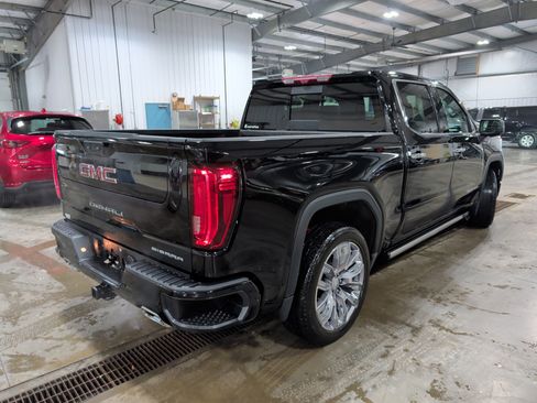 Used 2023 GMC Sierra 1500 Denali w/ Denali Reserve Package image 3
