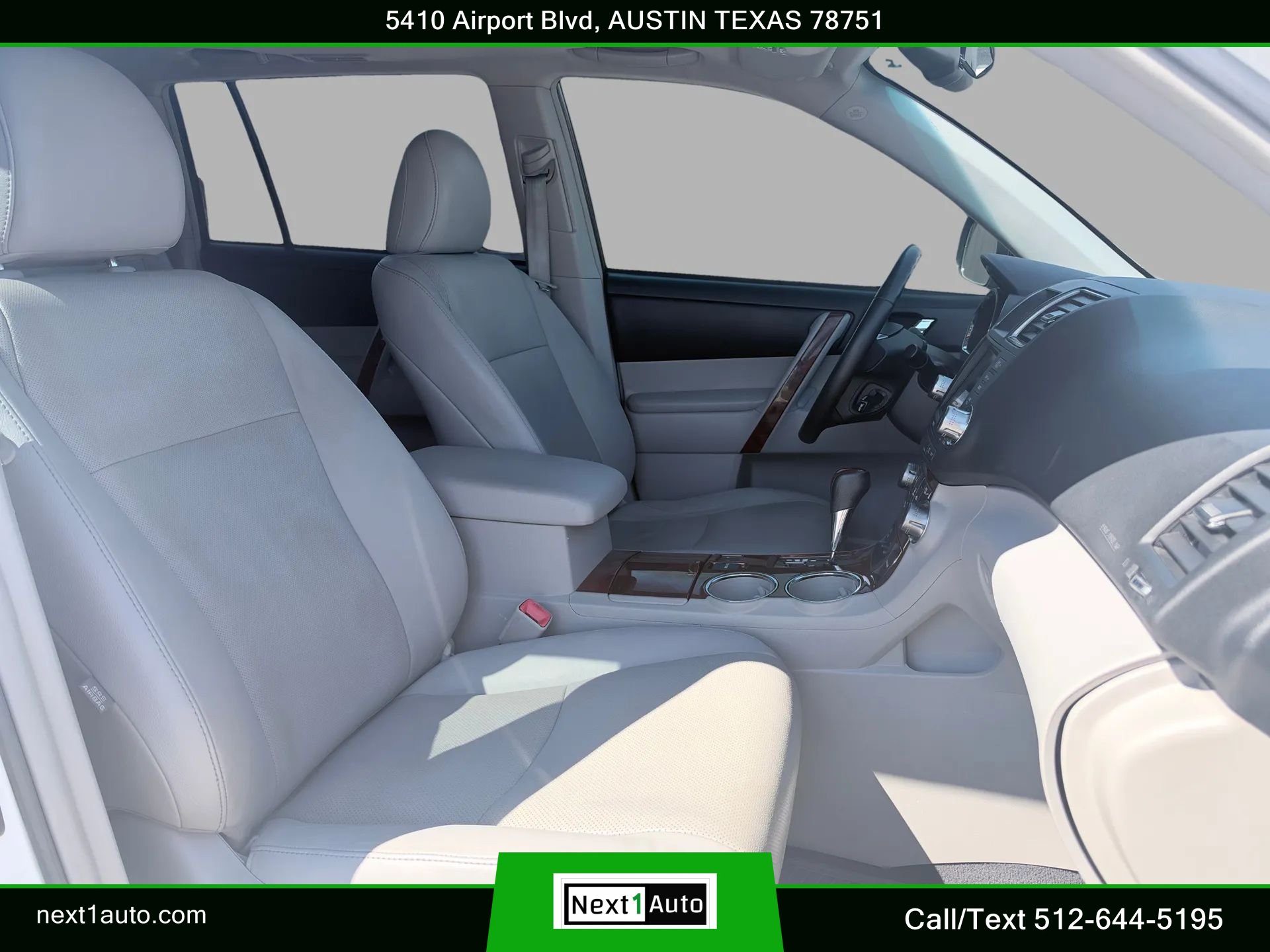 Used 2012 Toyota Highlander Limited w/ Tow Pkg AWD/4WD image 29