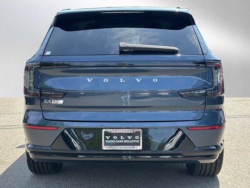 Used 2025 Volvo EX90 Ultra AWD/4WD image 4