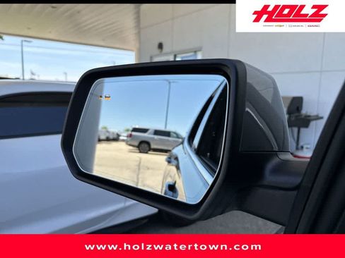 Certified 2023 GMC Acadia SLT w/ Preferred Package AWD/4WD image 7