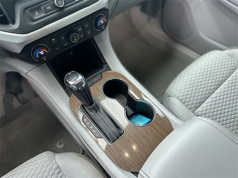 Used 2019 GMC Acadia SLE image 21