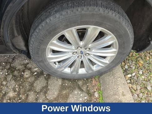 Used 2022 Ford Explorer Limited w/ Equipment Group 301A AWD/4WD image 22