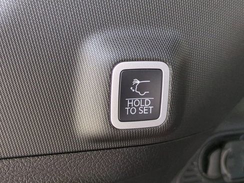 New 2025 Jeep Grand Cherokee Summit image 14