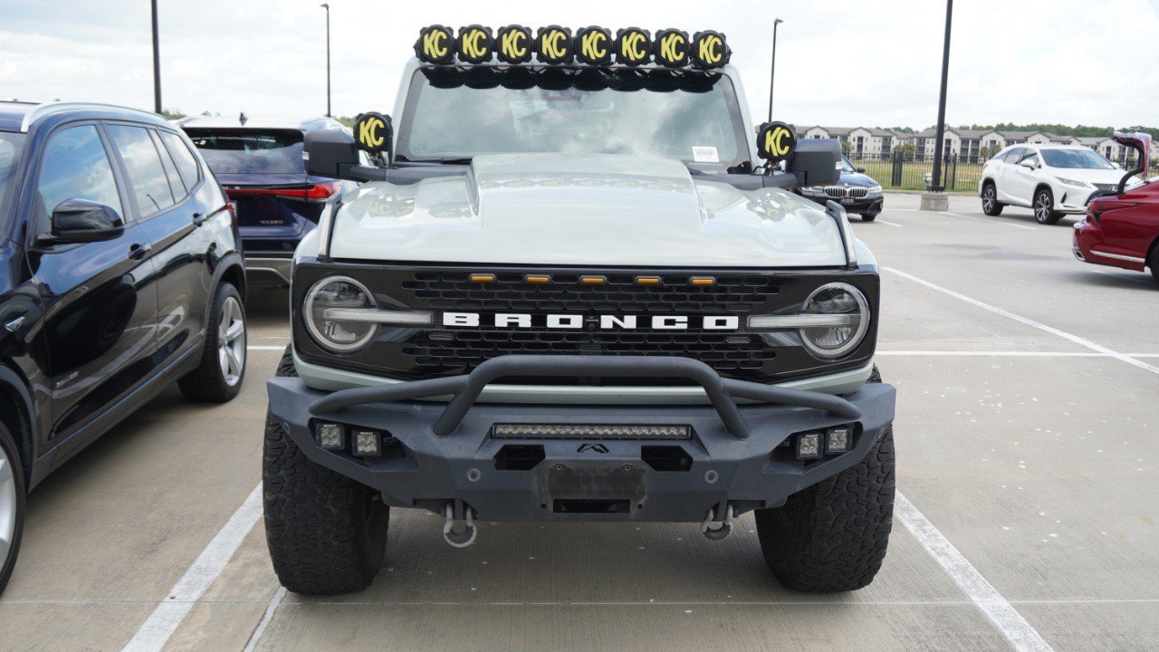 Used 2023 Ford Bronco Wildtrak AWD/4WD image 2