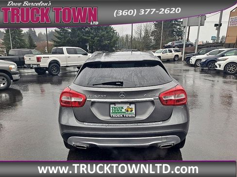 Used 2015 Mercedes-Benz GLA 250 4MATIC image 4