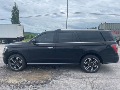 Used 2019 Ford Expedition Max Limited w/ Equipment Group 302A AWD/4WD image 9