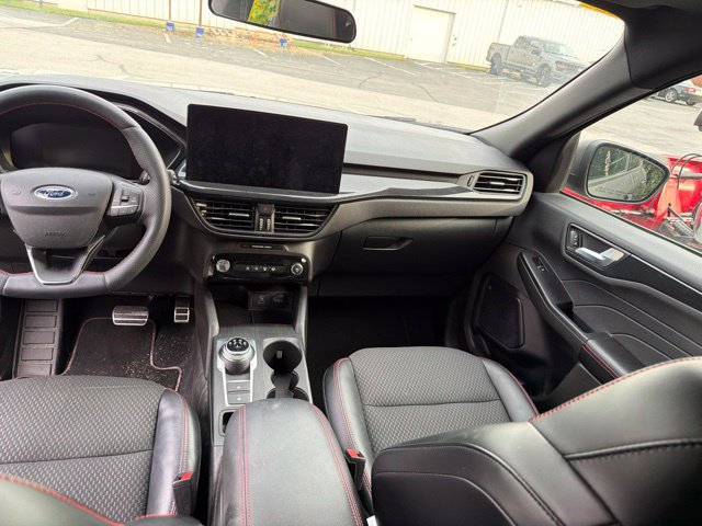 Used 2023 Ford Escape ST-Line w/ Tech Pack #1 FWD image 21
