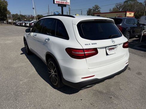 Used 2017 Mercedes-Benz GLC 300 w/ Premium 2 Package image 7