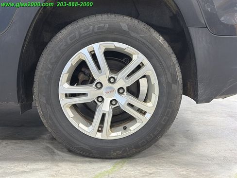 Used 2019 GMC Terrain SLE w/ Driver Convenience Package image 30