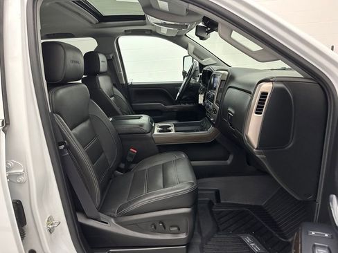 Used 2017 GMC Sierra 2500 Denali w/ Duramax Plus Package AWD/4WD image 52