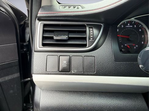 Used 2017 Toyota Camry SE FWD image 23