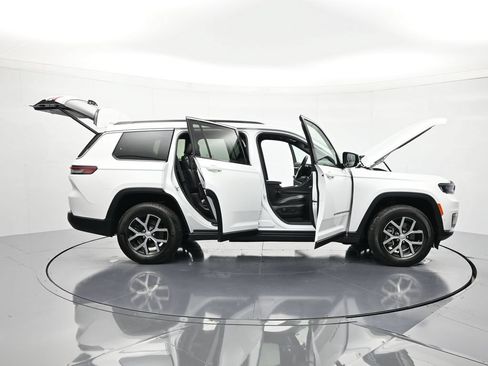 Used 2024 Jeep Grand Cherokee L Limited w/ Luxury Tech Group II AWD/4WD image 49