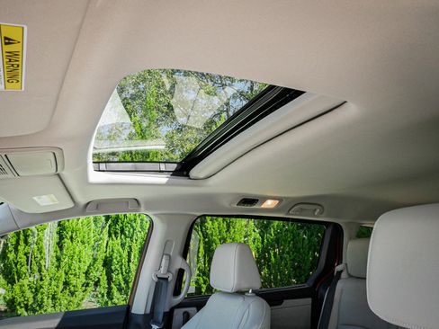 Used 2025 Honda Odyssey EX-L image 27