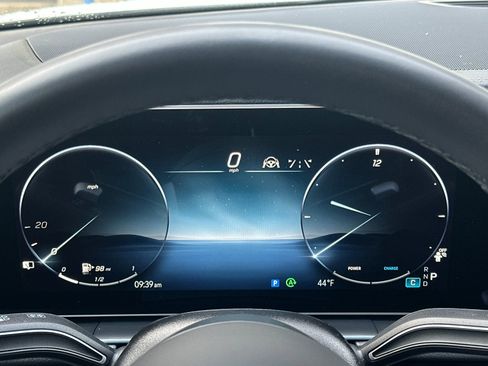 Used 2025 Mercedes-Benz GLS 450 4MATIC image 24